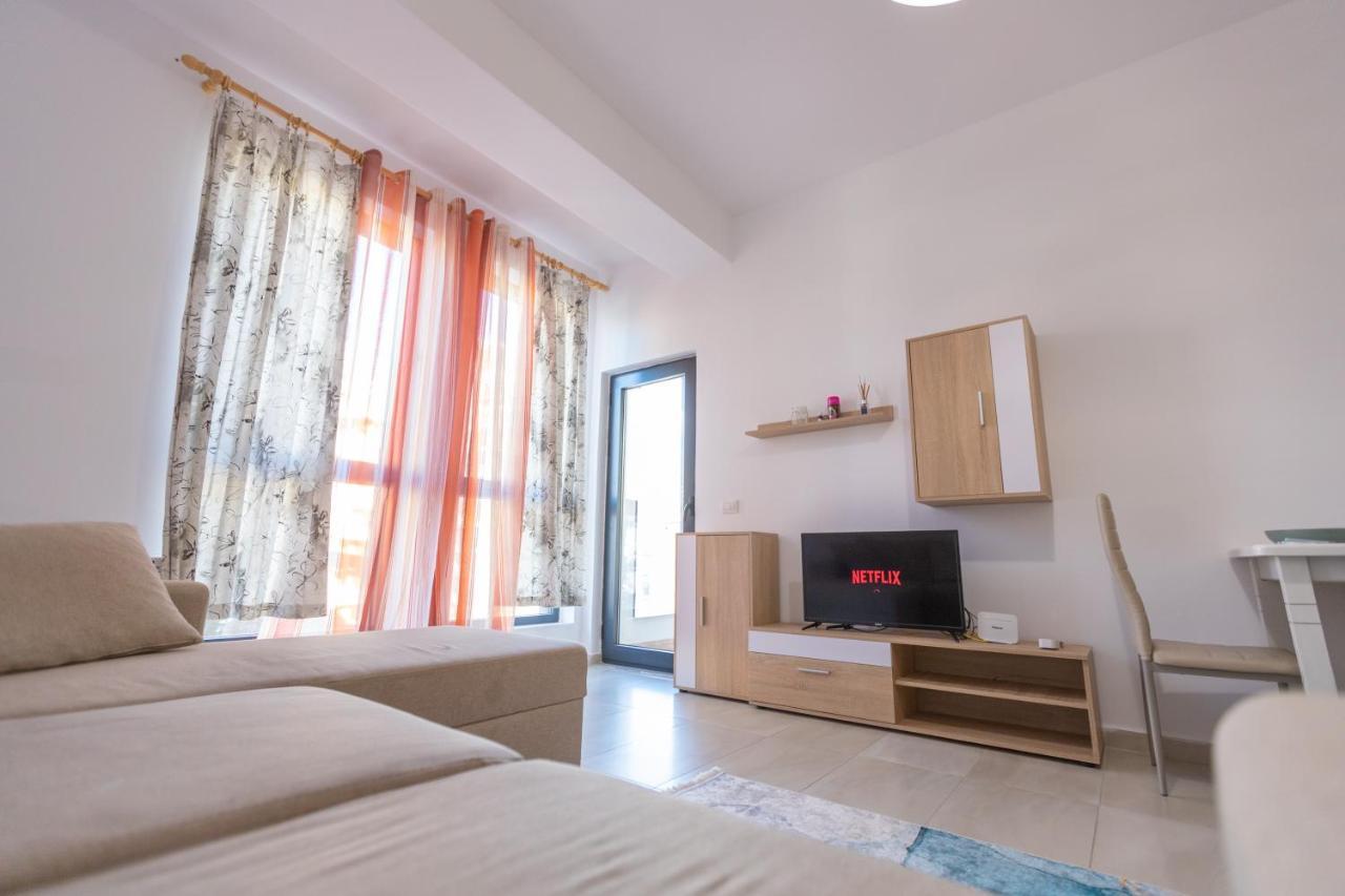 Happy Home Central 1 Tirana Exterior photo