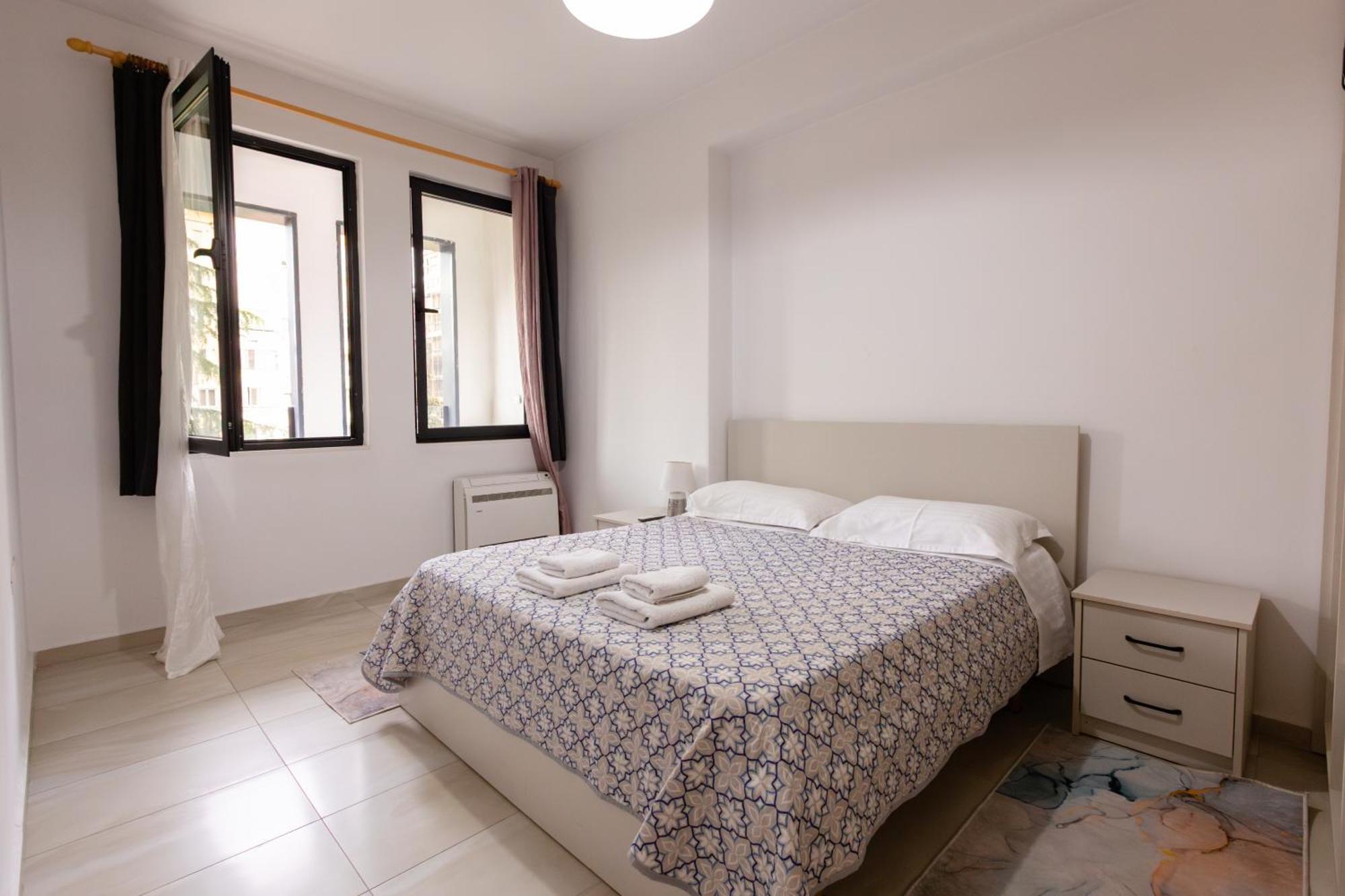 Happy Home Central 1 Tirana Exterior photo